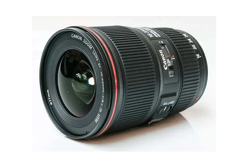 Canon EF 16-35mm F4L IS USMの新品/中古の在庫一覧 | みんなのカメラ